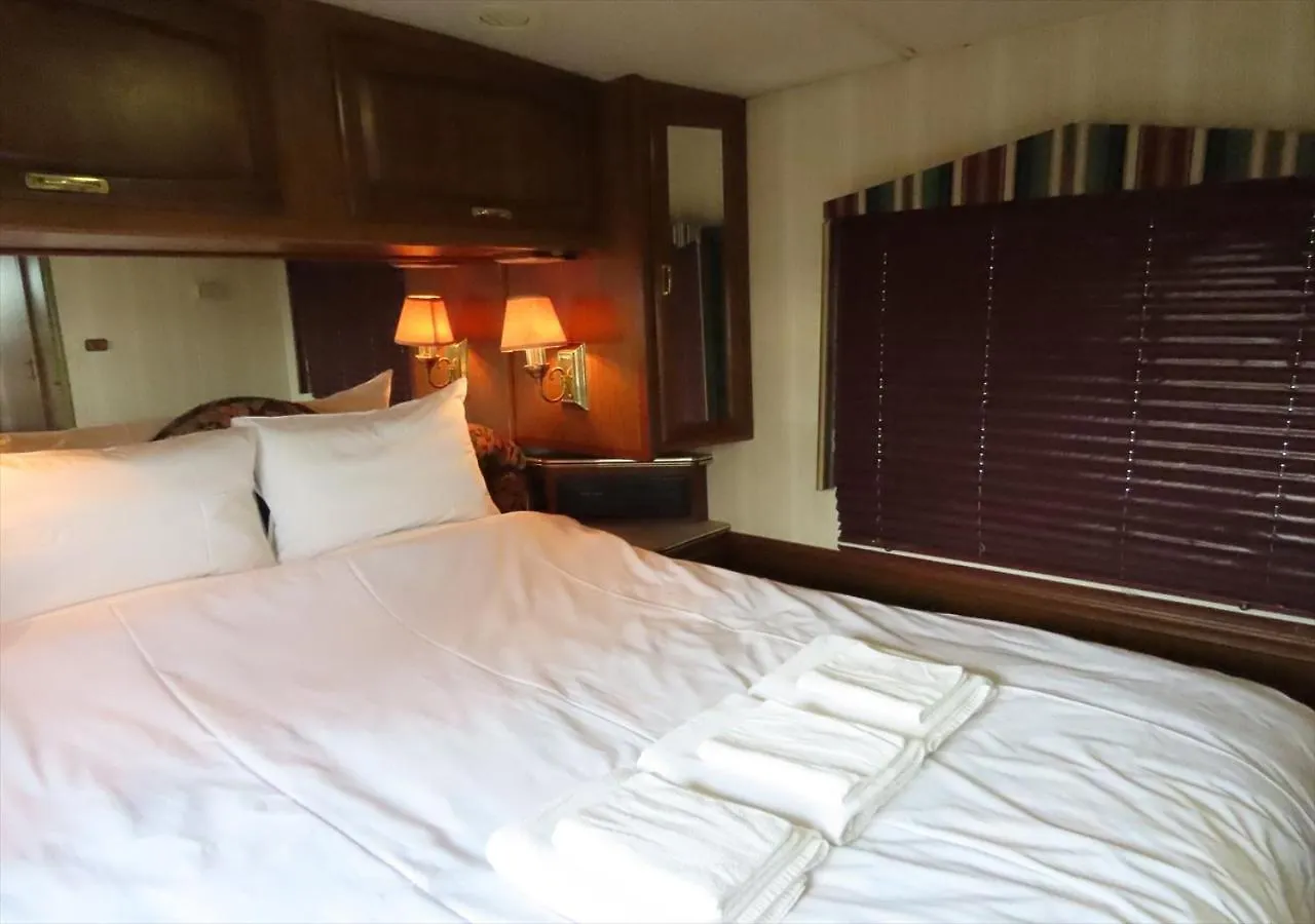 Osaka Hokko Marina Hull Hotel