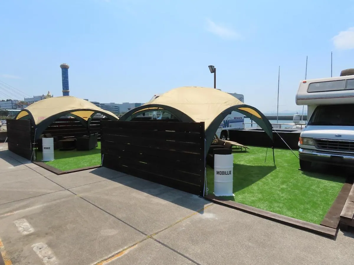 Osaka Hokko Marina Hull Hotel 2*,