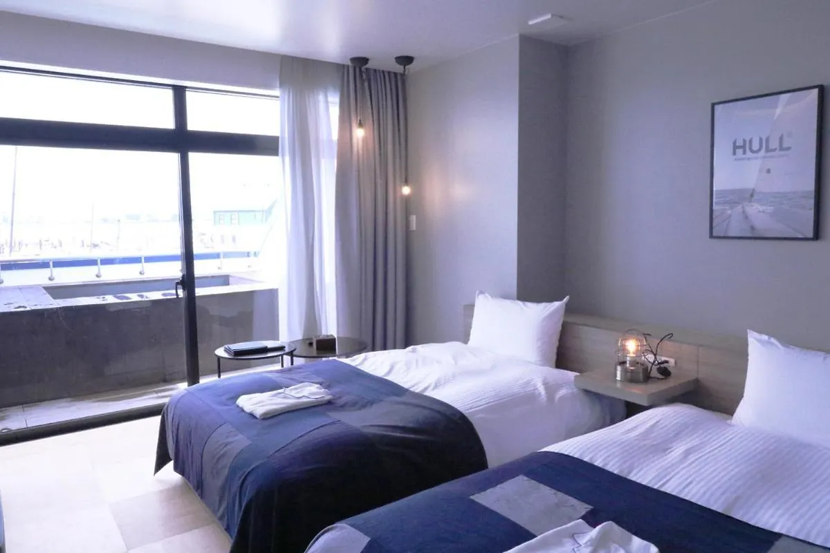 Hotel Osaka Hokko Marina Hull